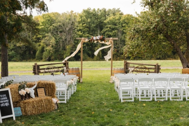 Outdoor wedding ceremony on the lawn